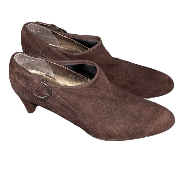 Stuart Weitzman Dark Brown Suede Heels - Picture 1 of 5